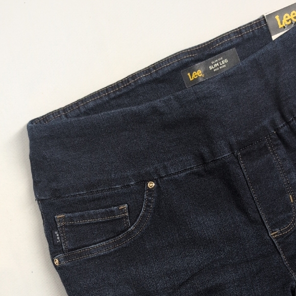 Lee Women's Dark Blue Slim straight Pull On Sculpting Stretch Jeans - Picture 6 of 7